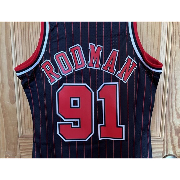 Mitchell & Ness NBA Swingman Bulls Dennis Rodman Alternate Jersey 95-96 Size L - Picture 9 of 12